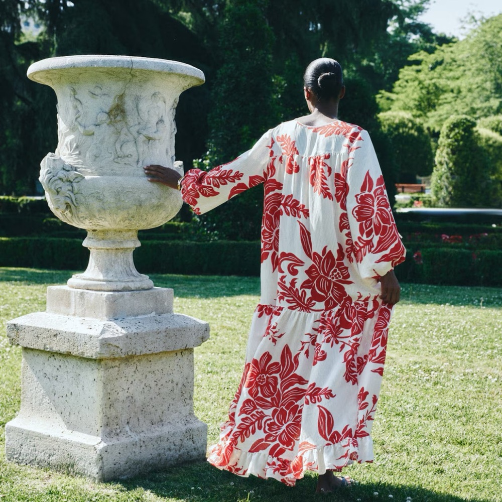 H&M Sold Out Voluminous White Red Floral Flower Long Sleeve Dress M Medium - Picture 4 of 5